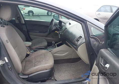 2015 Kia Forte Lx z USA, uszkodzony, nr VIN KNAFX4A64F5403617